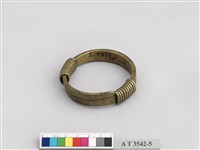 藏品(銅腕飾)的圖片